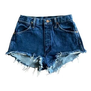 Wrangler Blue High Rise Cut Off Denim Daisy Dukes | 28